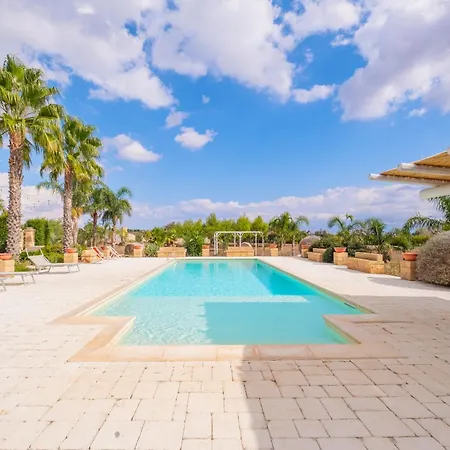 וילה Salux By Hdsalento